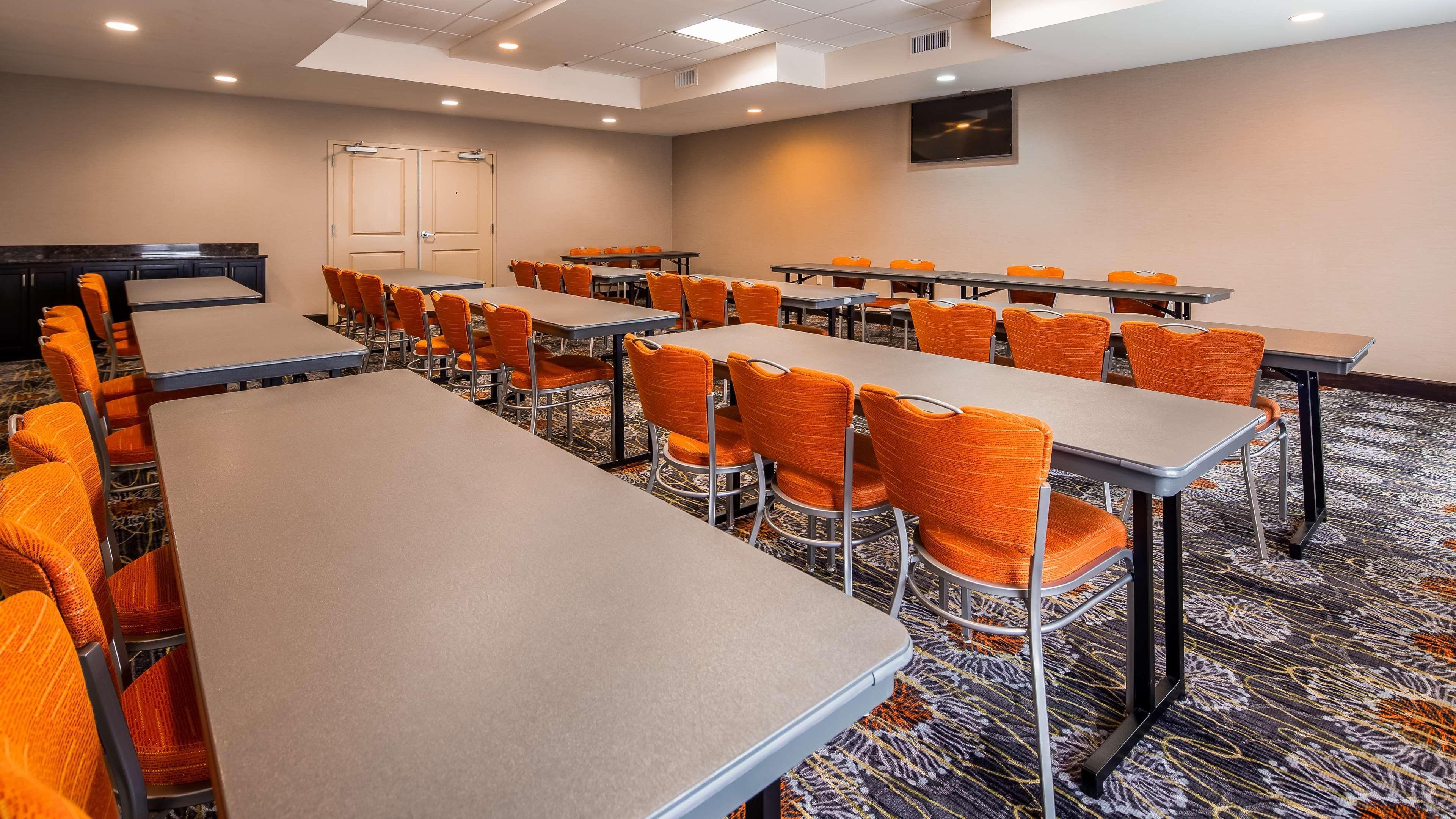 Best Western Plus University Inn Хаттисберг Экстерьер фото